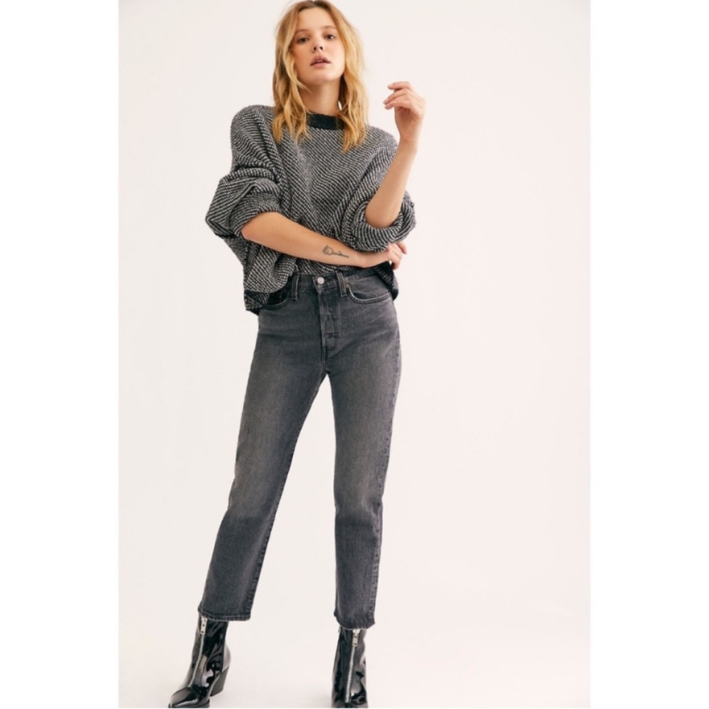 Levi’s Wedgie Straight Jean in Break A Leg Size 30